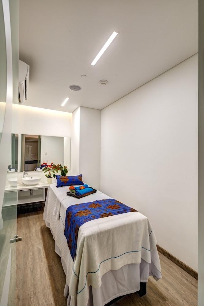 Estelar La Torre Suites ميديلين المظهر الخارجي الصورة